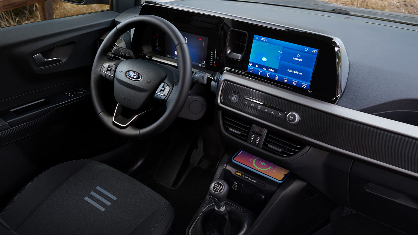 ford transit_courier eu Large_Card_06_V769_Transit _Courier 16x9 1440x810 v769 interior front panel